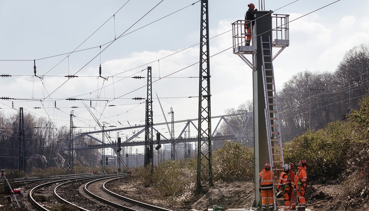 Das Bild zeigt Bauarbeiten an der Bahninfrastruktur (© go.Rheinland / Smilla Dankert)