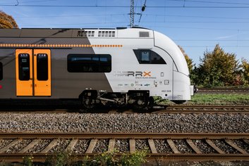 NRW-Aufgabenträger danken Eisenbahnerinnen und Eisenbahnern für reibungslosen Betreiberwechsel
